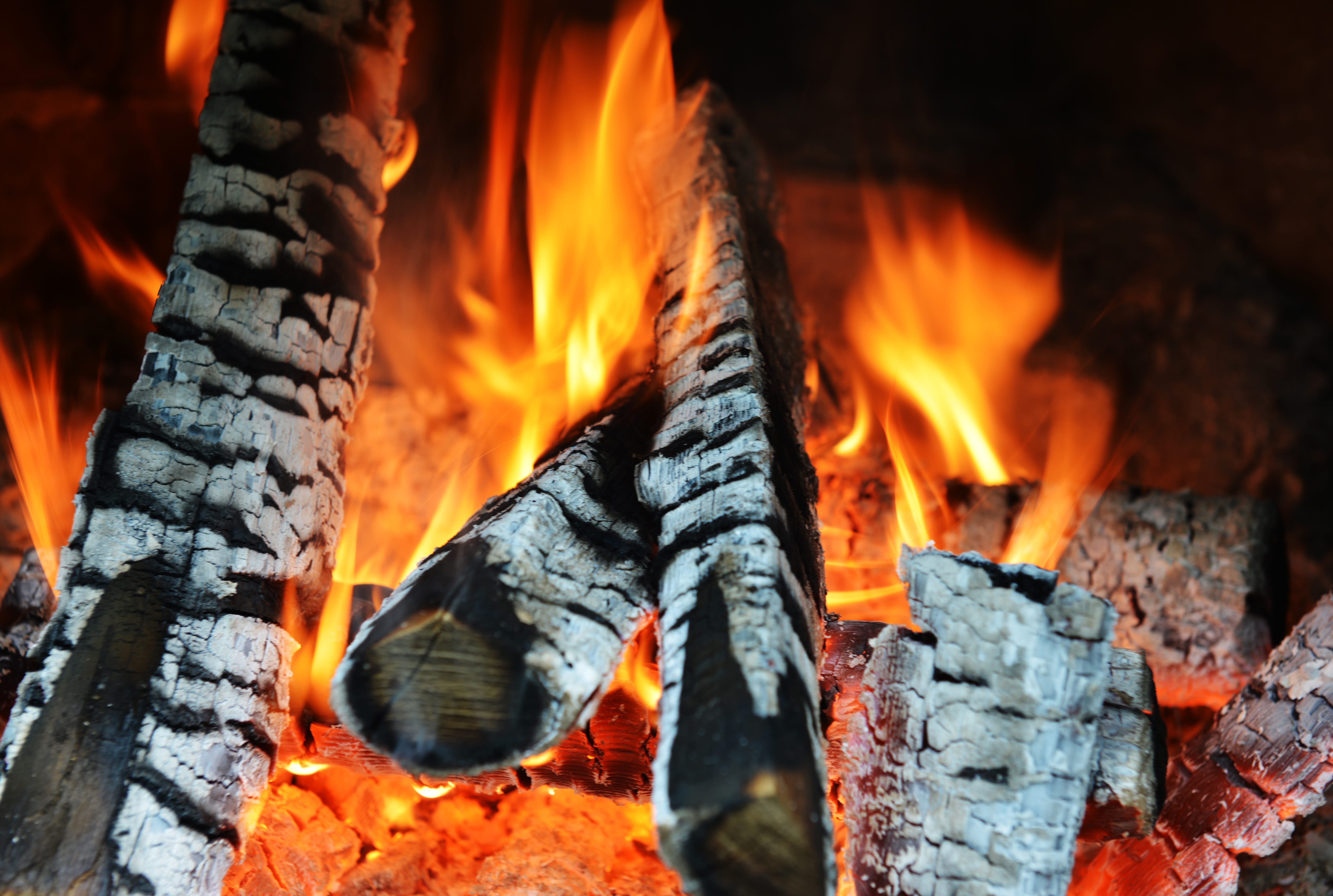 Feuer_Fotolia_45615638_XXL_Gratisbild Feuer_Fotolia_45615638_XXL_Gratisbild
