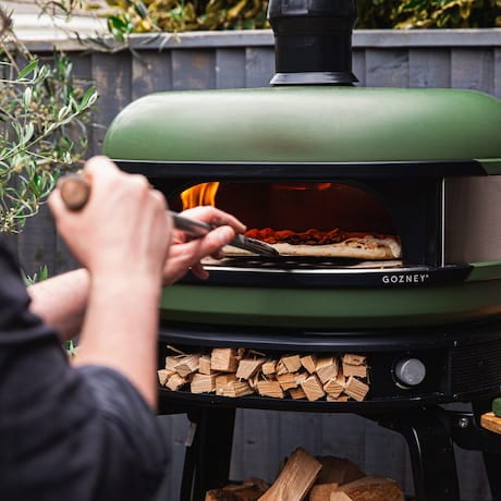 Gozney Dome Dual-Fuel olivgrün im Grill-Shop von kamdi24