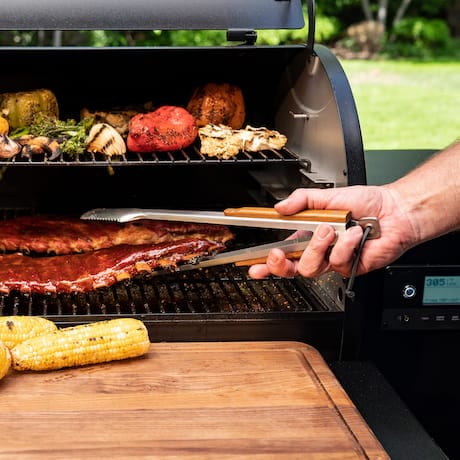 Traeger Grillzange