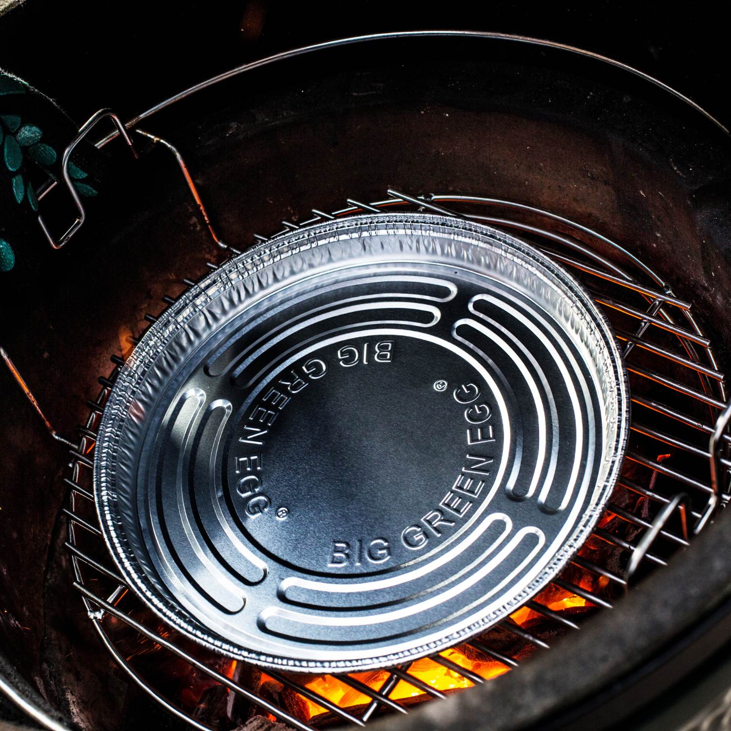 Big Green Egg Einweg-Auffangschale für Medium, MiniMax und Small 5er-Set Big Green Egg Einweg-Auffangschale für Medium, MiniMax und Small 5er-Set