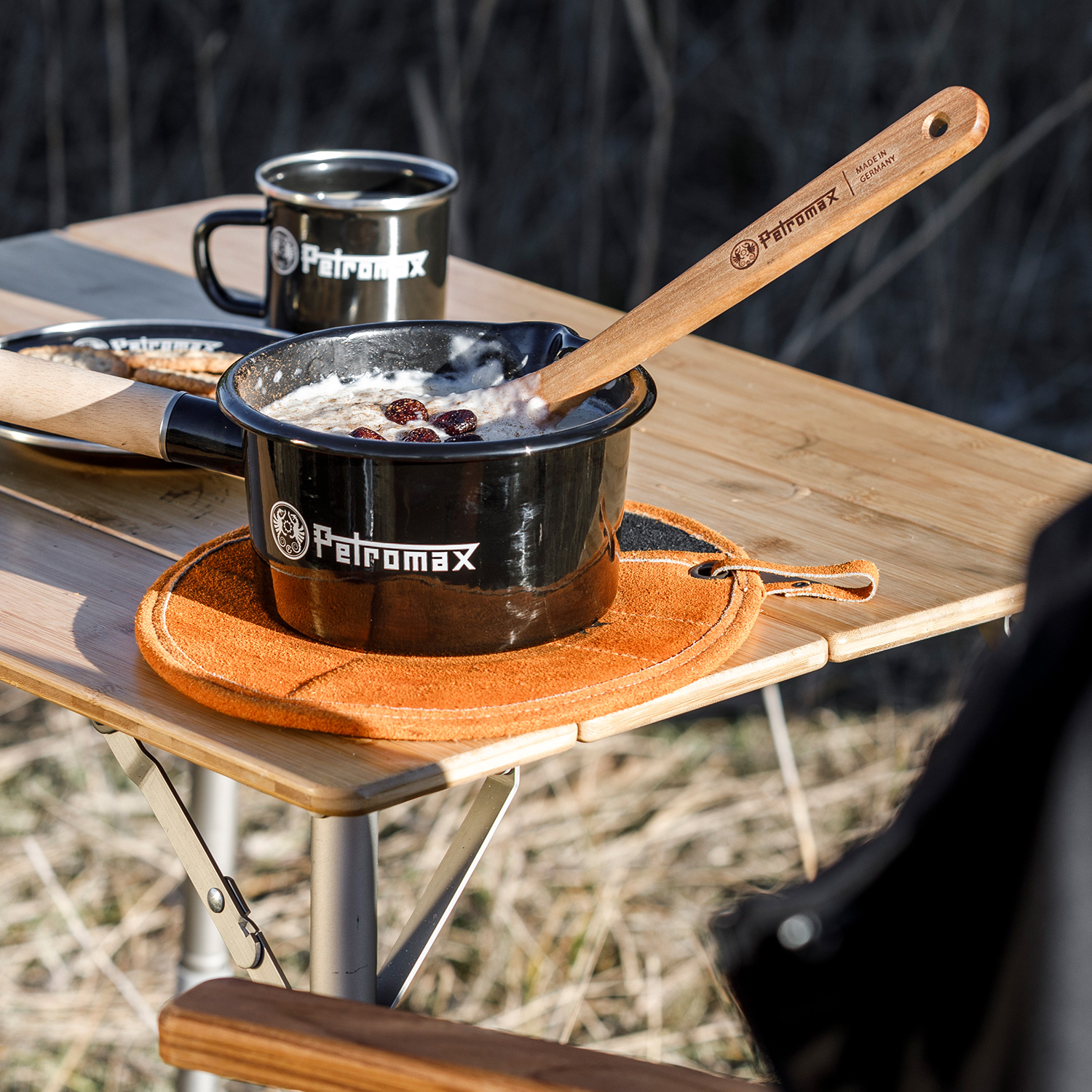 Petromax Emaille-Stieltopf Schwarz 1 Liter Petromax Emaille-Stieltopf Schwarz 1 Liter