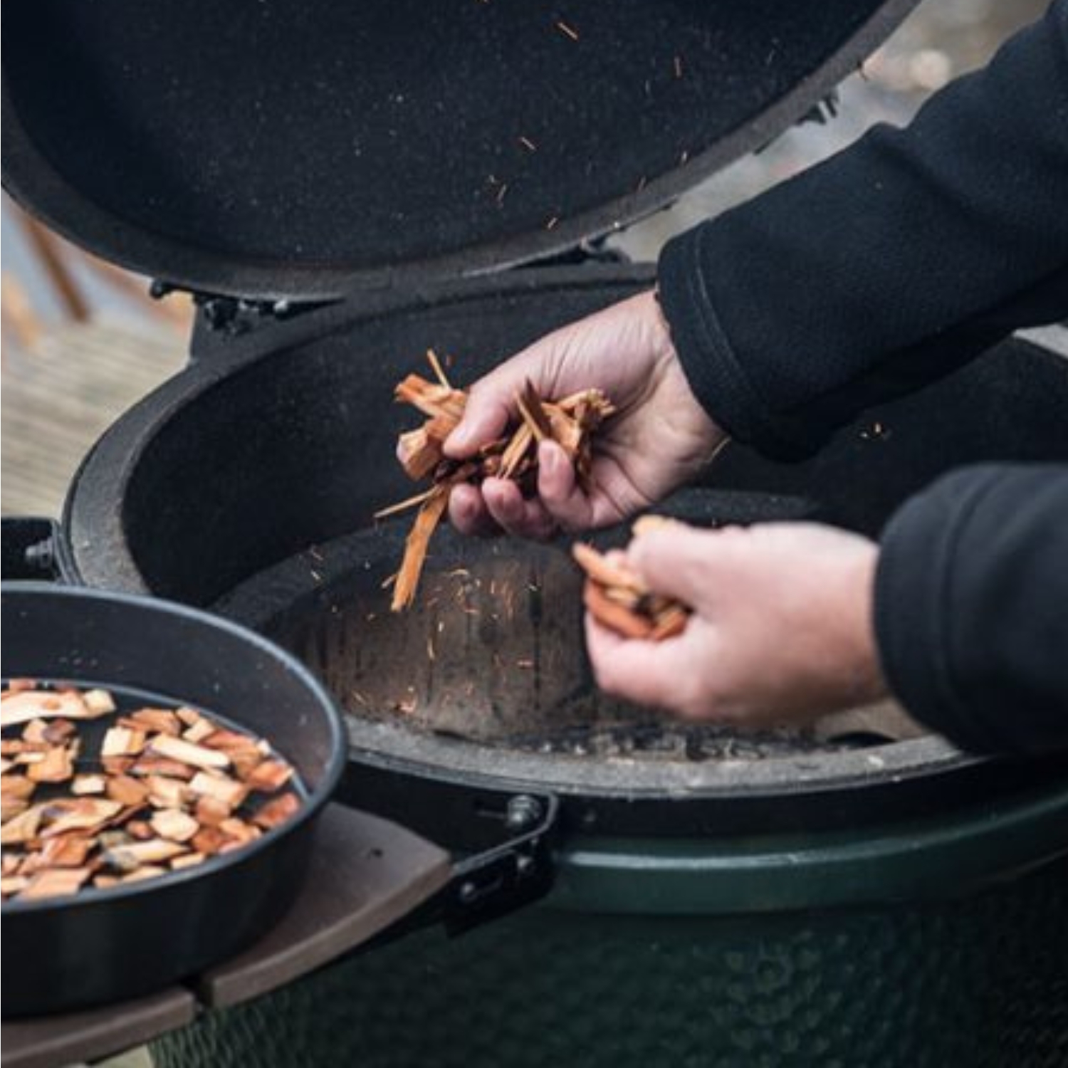 Big Green Egg Holzchips Apfel 2,9 Liter Big Green Egg Holzchips Apfel 2,9 Liter