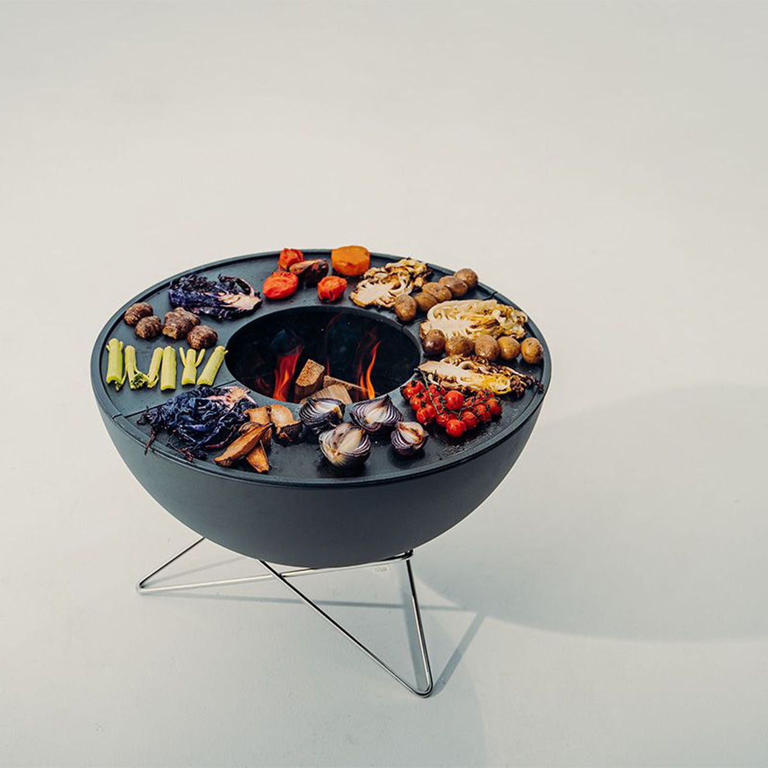 höfats BOWL 70 Feuerschale mit Sternfuß