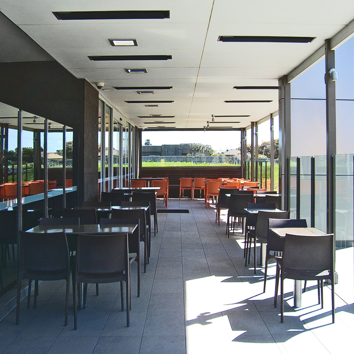 HEATSTRIP Heizstrahler Design Indoor + Outdoor 2400 Watt HEATSTRIP Heizstrahler Design Indoor + Outdoor 2400 Watt