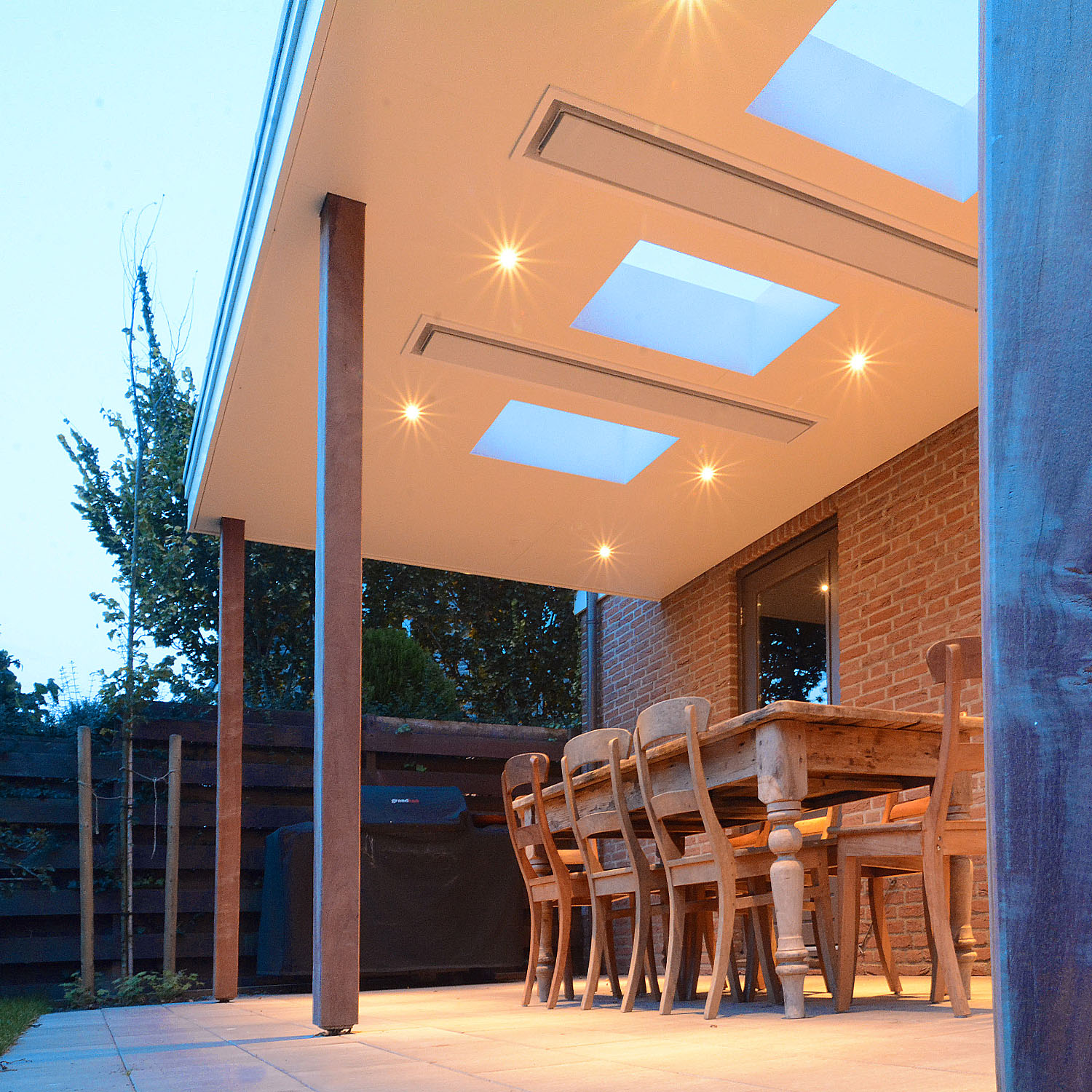 HEATSTRIP Heizstrahler Elegance Indoor + Outdoor 2400 Watt HEATSTRIP Heizstrahler Elegance Indoor + Outdoor 2400 Watt