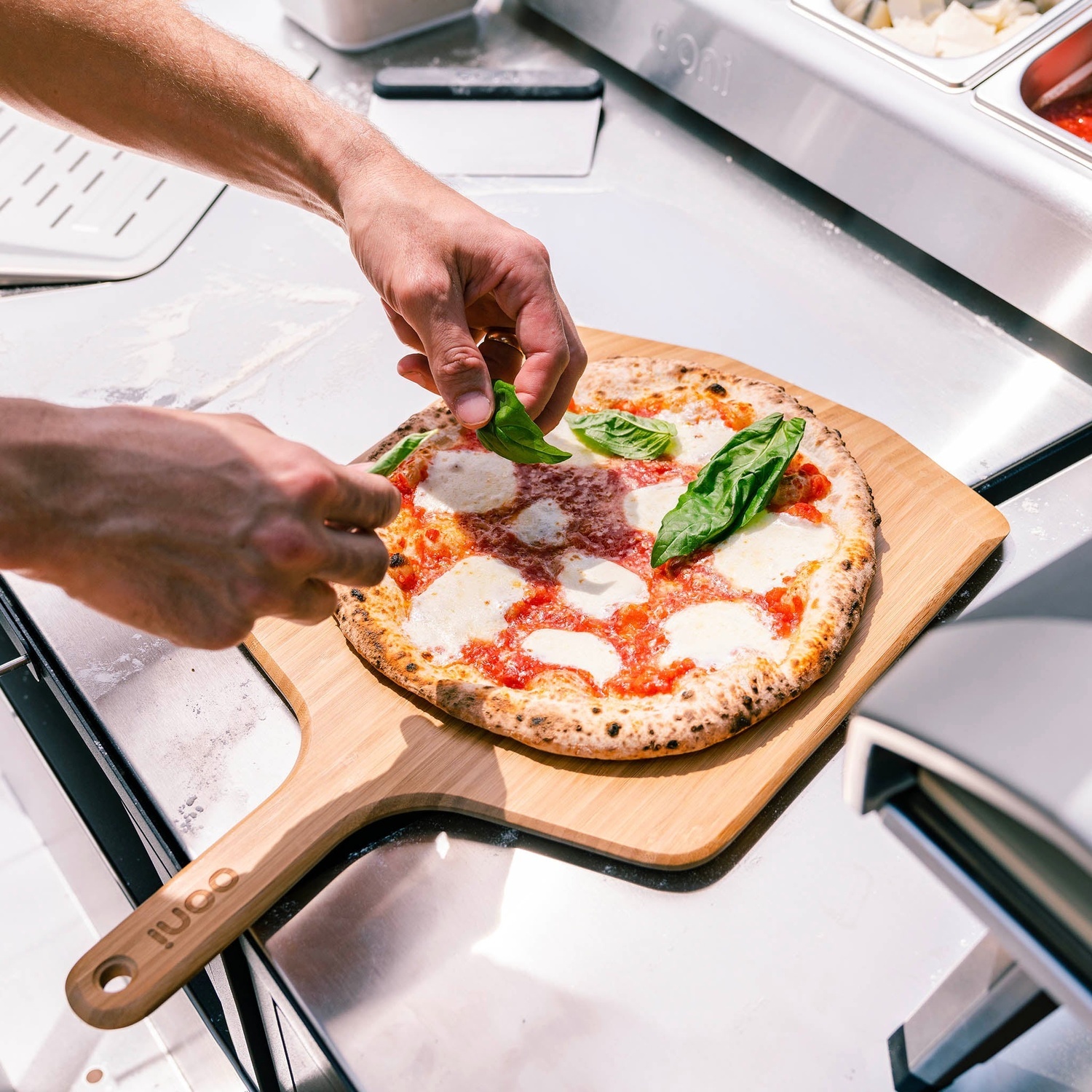 Ooni 12" Pizzaschieber und Serviebrett aus Bambus