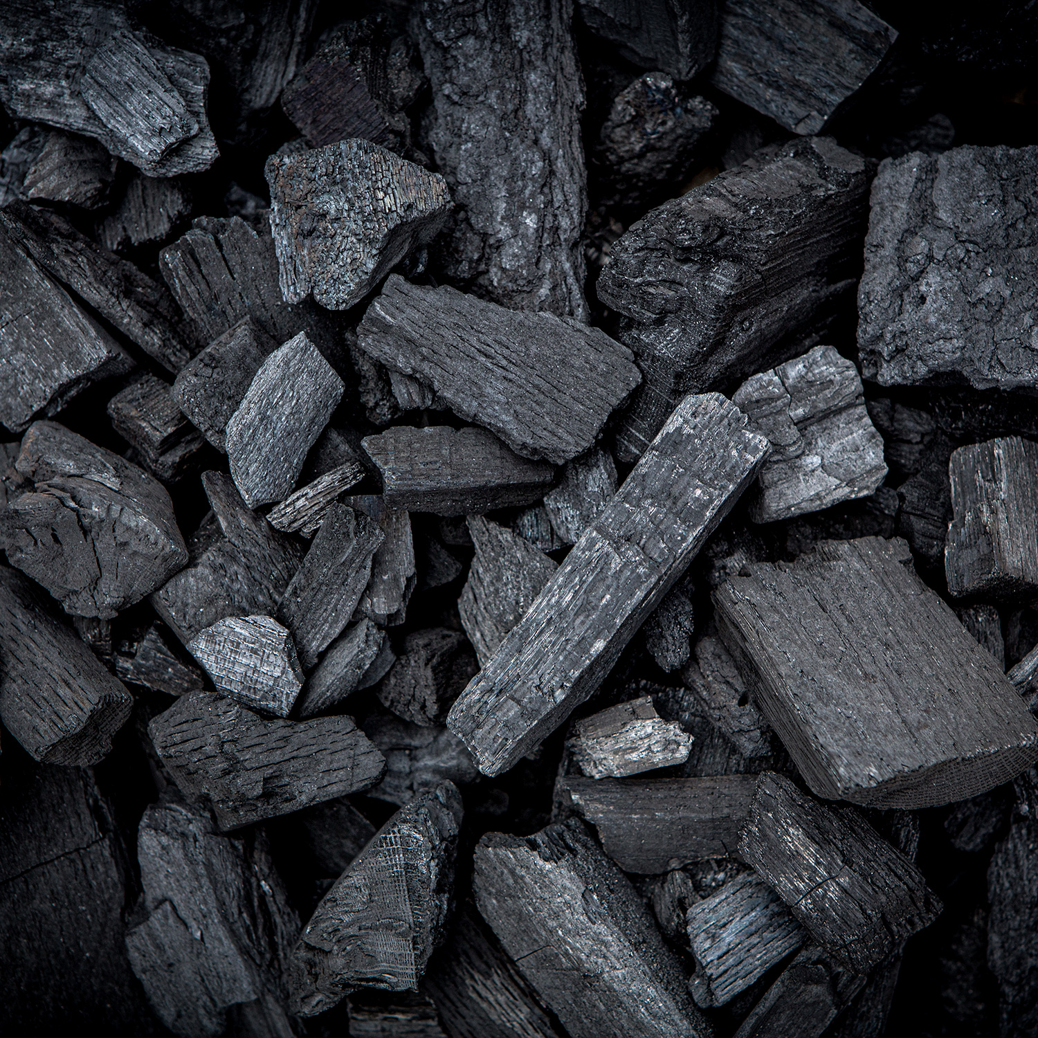 Big Green Egg 100 % naturbelassene Holzkohle 9 kg Big Green Egg 100 % naturbelassene Holzkohle 9 kg