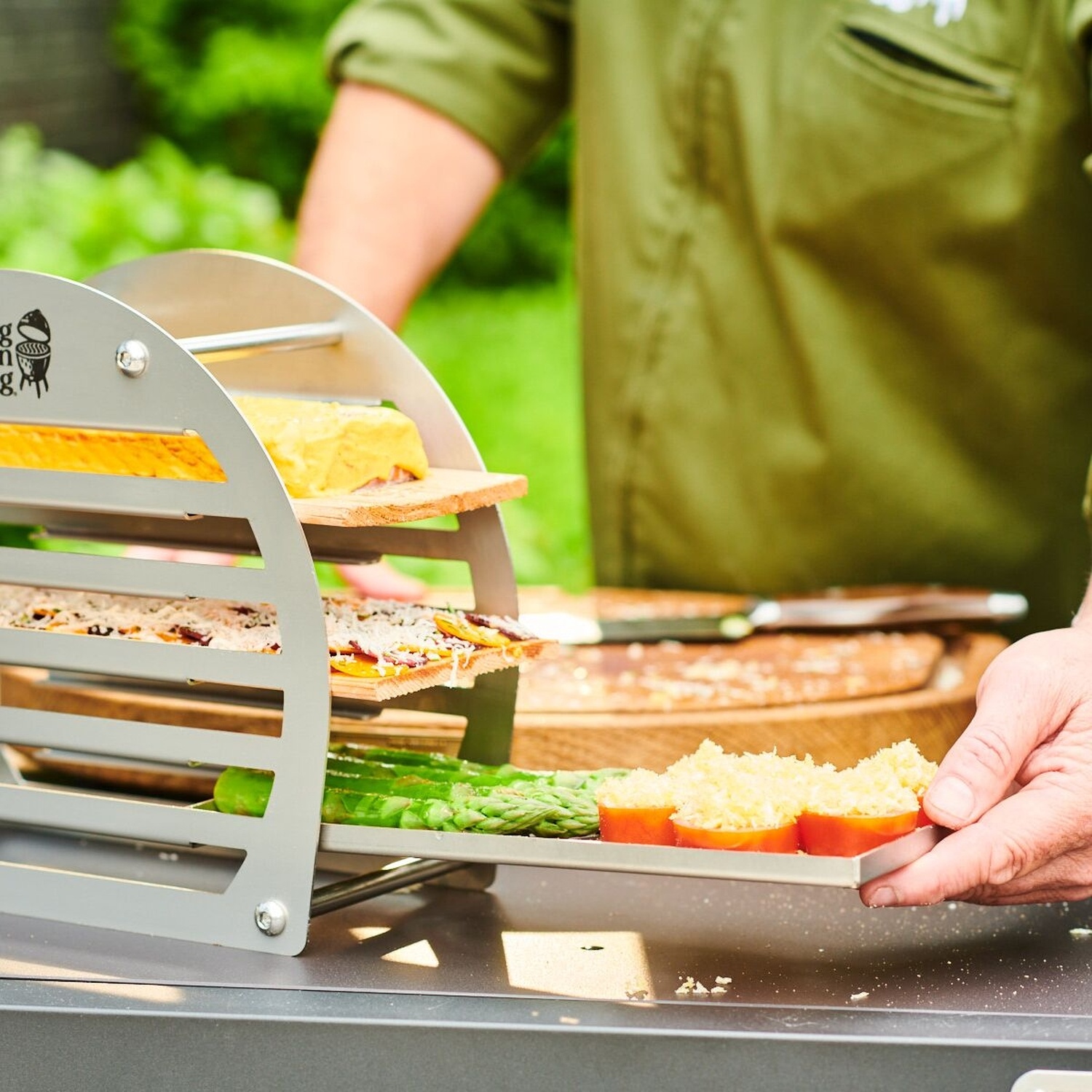 Big Green Egg Räucherturm