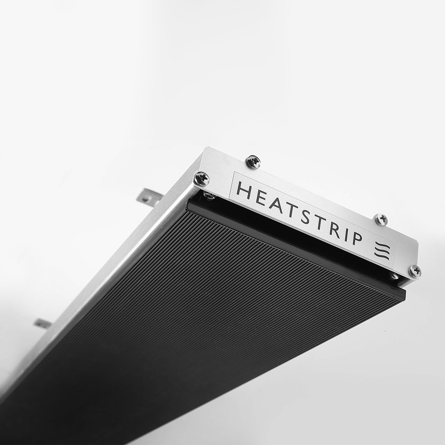 HEATSTRIP Heizstrahler Design Indoor + Outdoor 2400 Watt HEATSTRIP Heizstrahler Design Indoor + Outdoor 2400 Watt