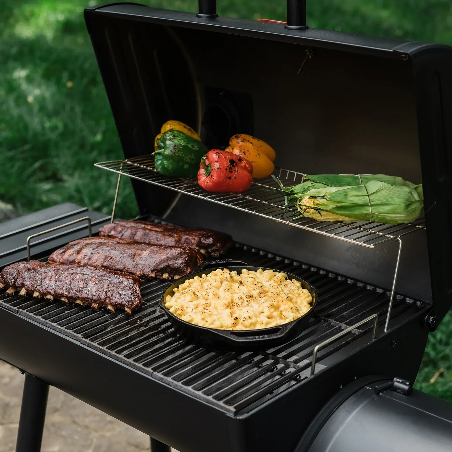 Char-Griller Smokin’ Pro Offset-Grill & Smoker