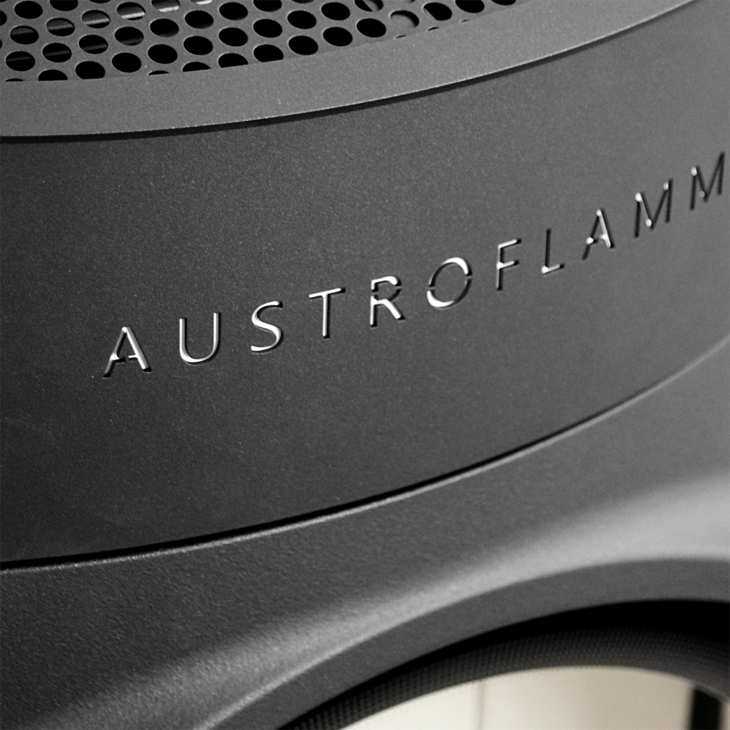 Austroflamm Clou Pelletofen Stahl gussgrau 8kW