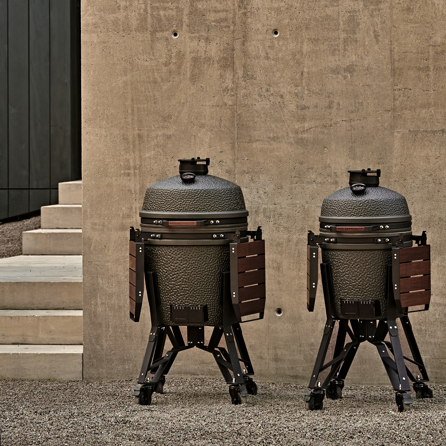 The Bastard VX Medium Complete Keramikgrill The Bastard VX Medium Complete Keramikgrill