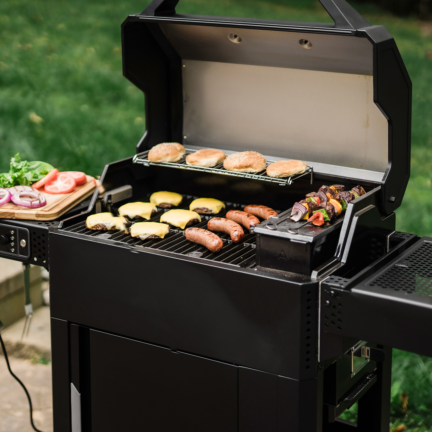 Masterbuilt AutoIgnite Series 545 Digitaler Smoker und Holzkohlegrill