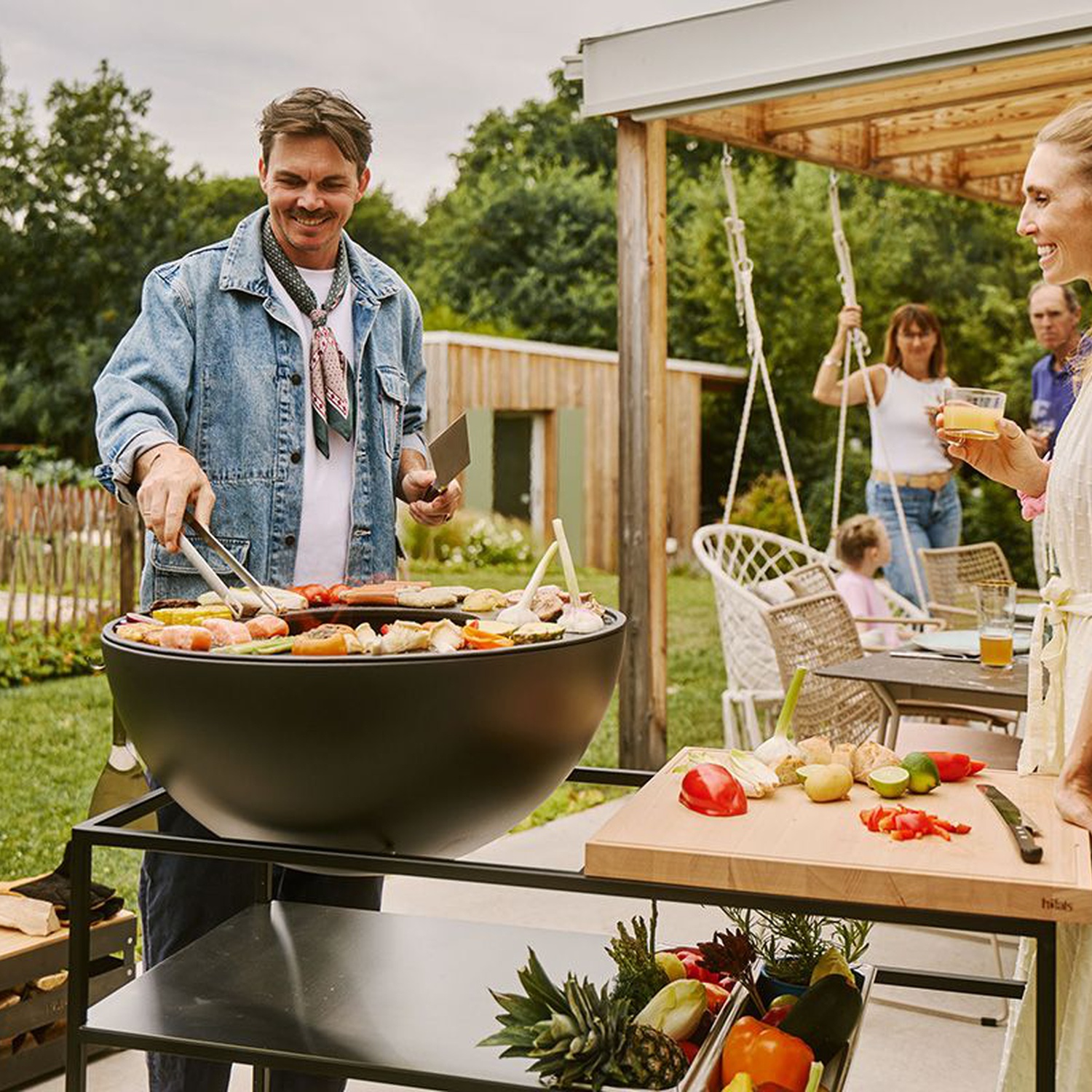 höfats FIRE KITCHEN mit BOWL 70 Plancha-Grillset tief