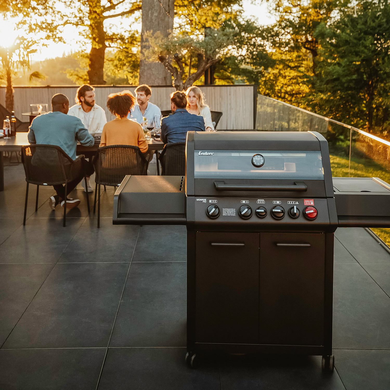 Enders Monroe Pro 4 SIK Turbo Shadow Gasgrillstation