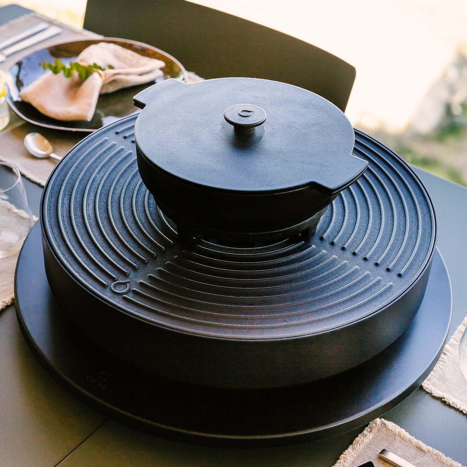 OFYR Outdoor Topf-Set Gusseisen für Tabl'O OFYR Outdoor Topf-Set Gusseisen für Tabl'O