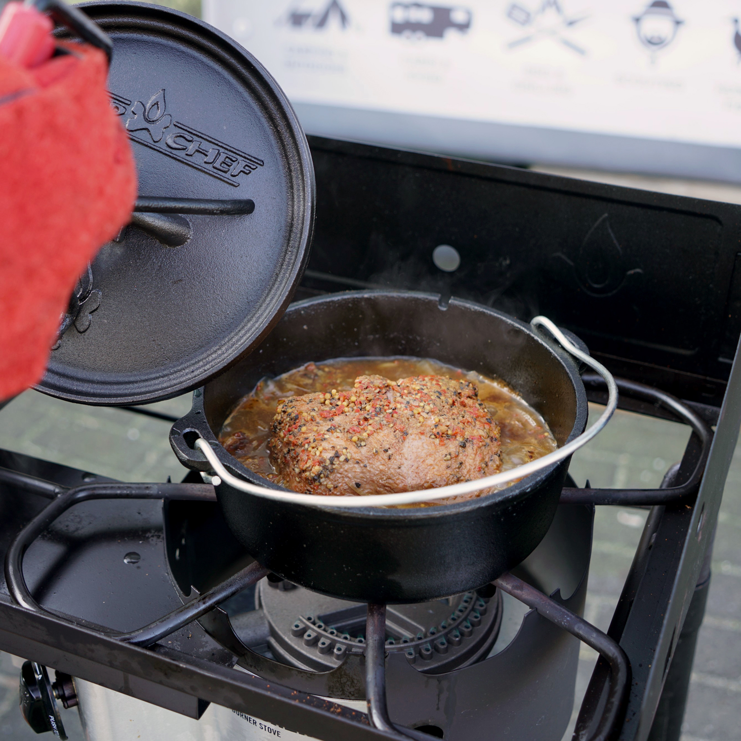 Camp Chef Classic Dutch Oven 8" Camp Chef Classic Dutch Oven 8"