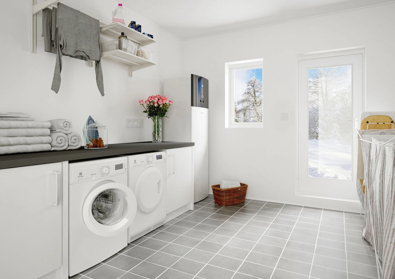 inneneinheit-einer-daikin-wärmepumpe-im-waschraum-eines-hauses