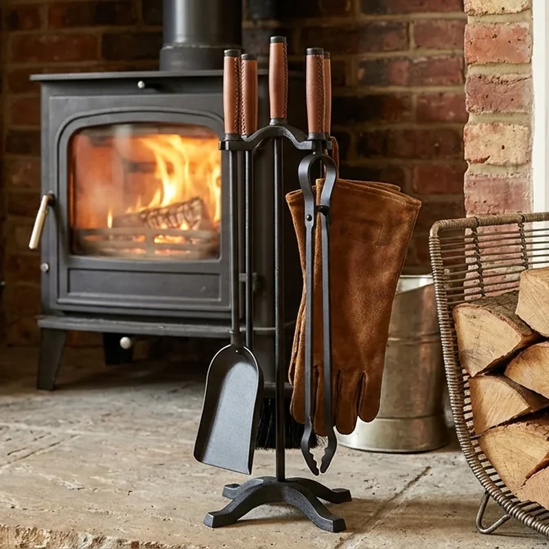 Welches-Kaminzubehr-braucht-man