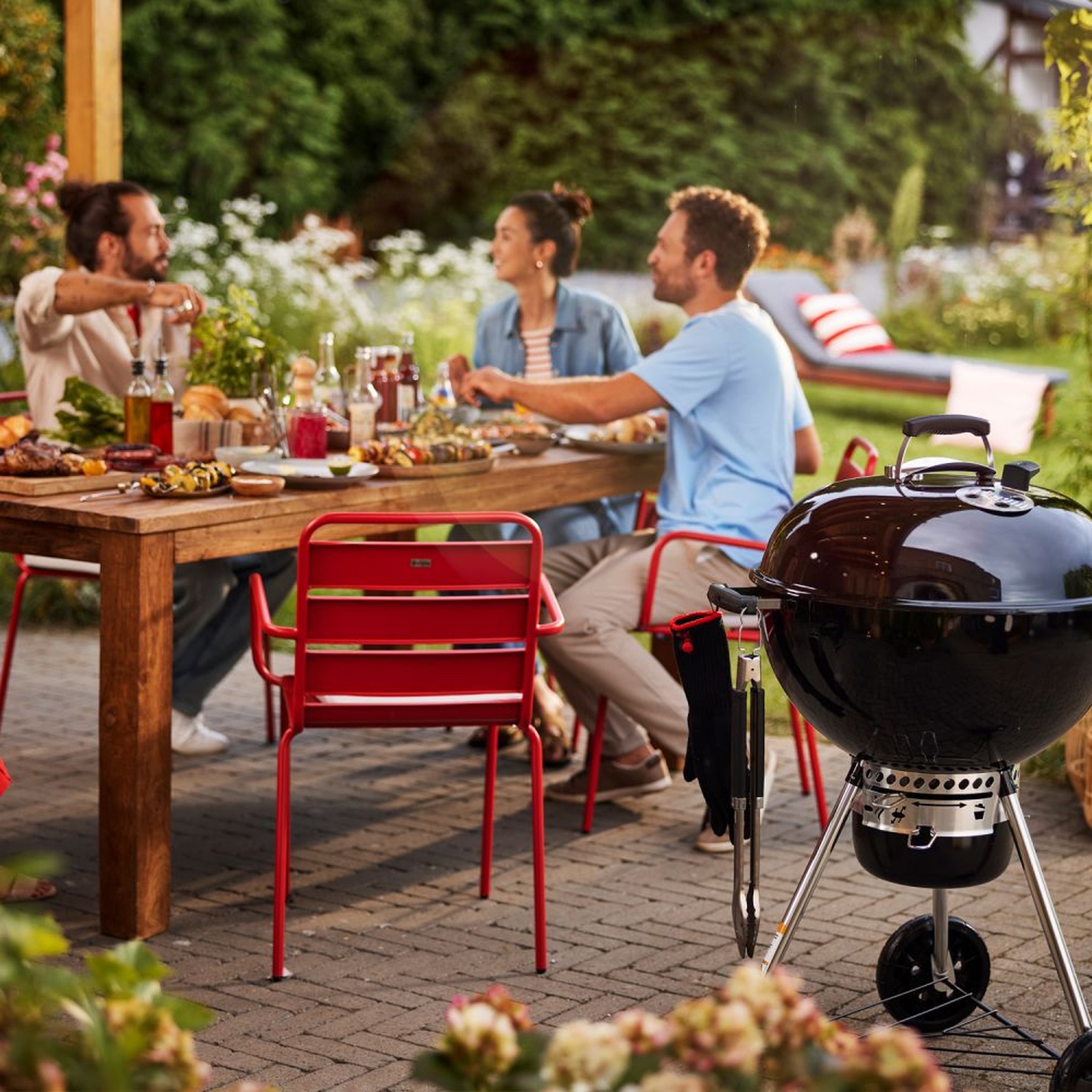 Weber Master-Touch GBS C-5755 Racing Green Holzkohlegrill 57 cm