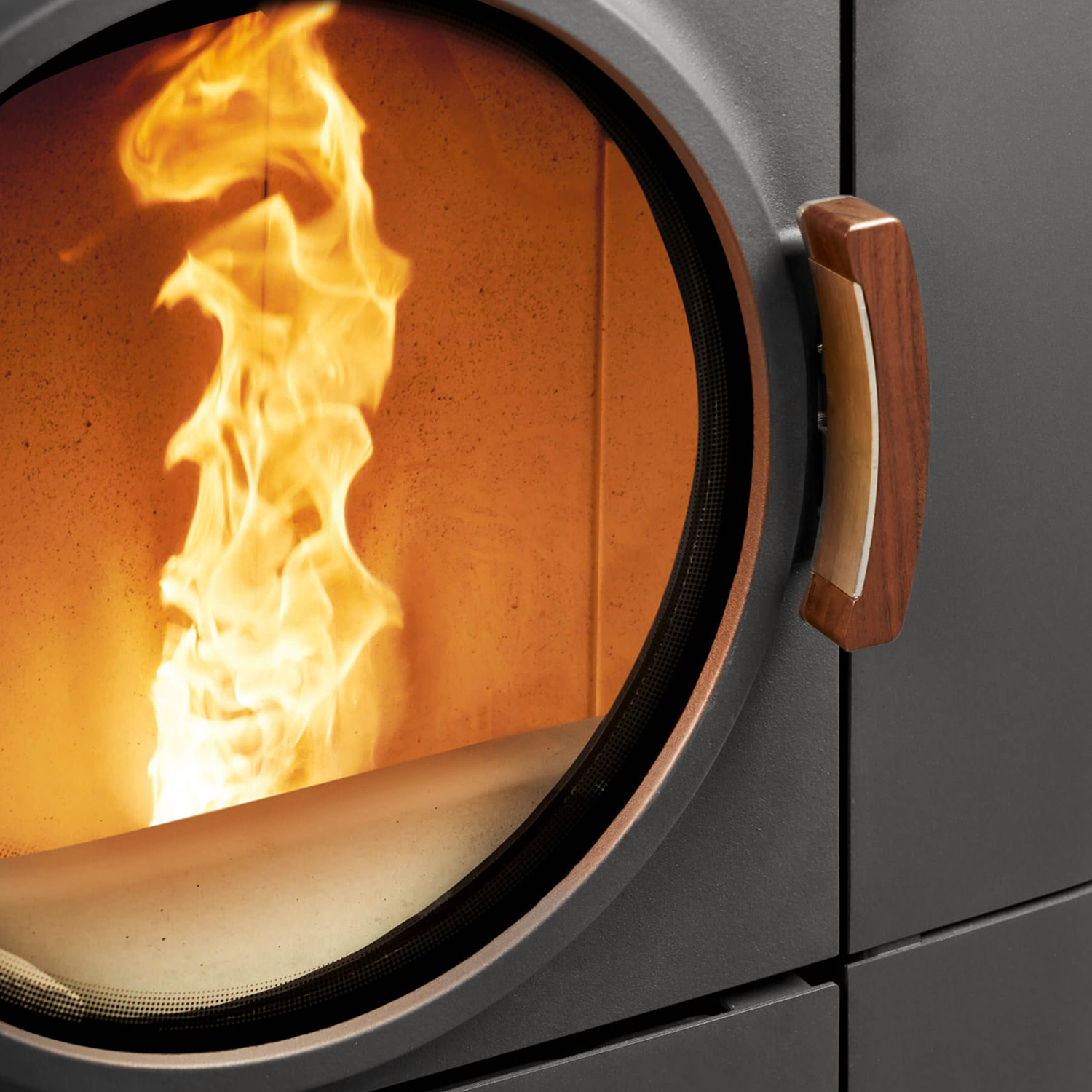 Austroflamm Clou Duo Kombi-Kaminofen Stahl Gussgrau Austroflamm Clou Duo Kombi-Kaminofen Stahl Gussgrau