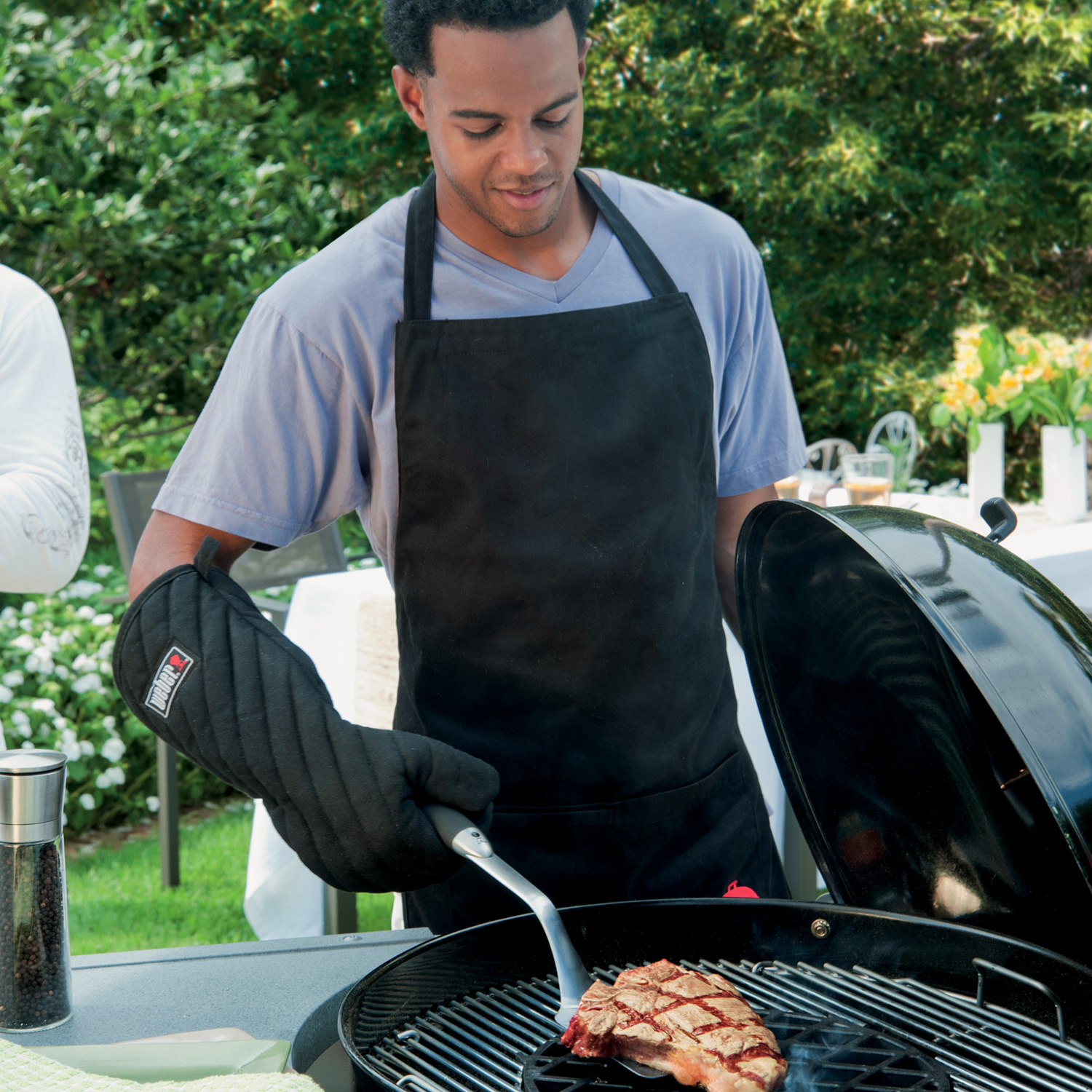 Weber Grillschürze Schwarz Weber Grillschürze Schwarz