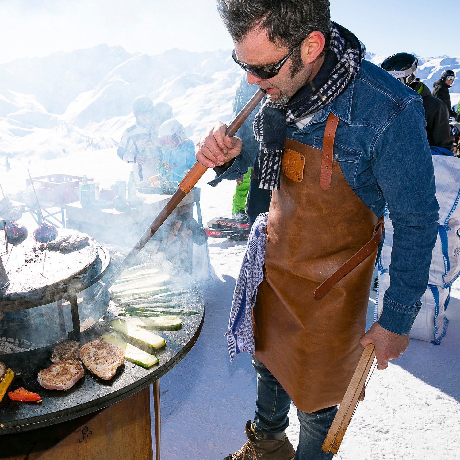 OFYR Grillschürze Leder Braun OFYR Grillschürze Leder Braun