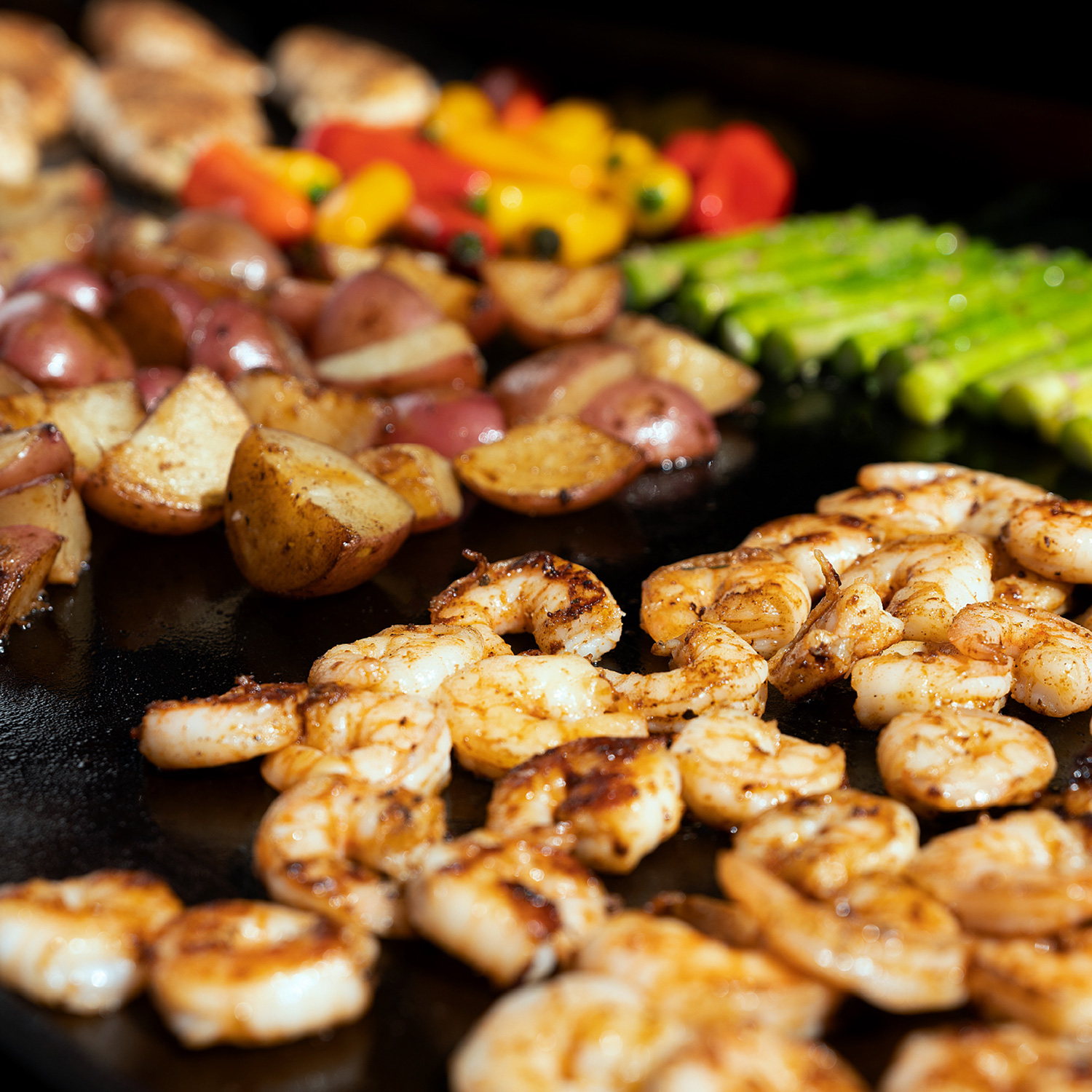 Char-Griller Flat Iron 4 Brenner Griddle Gasgrill