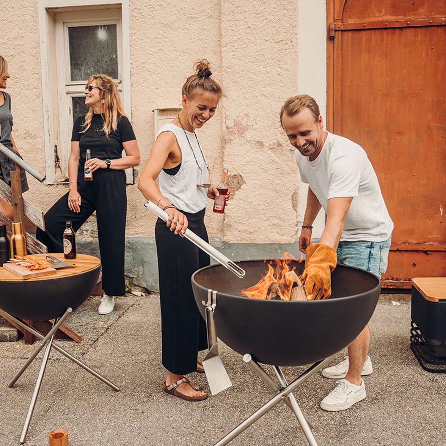 höfats BOWL 70 Feuerschale mit Dreibein