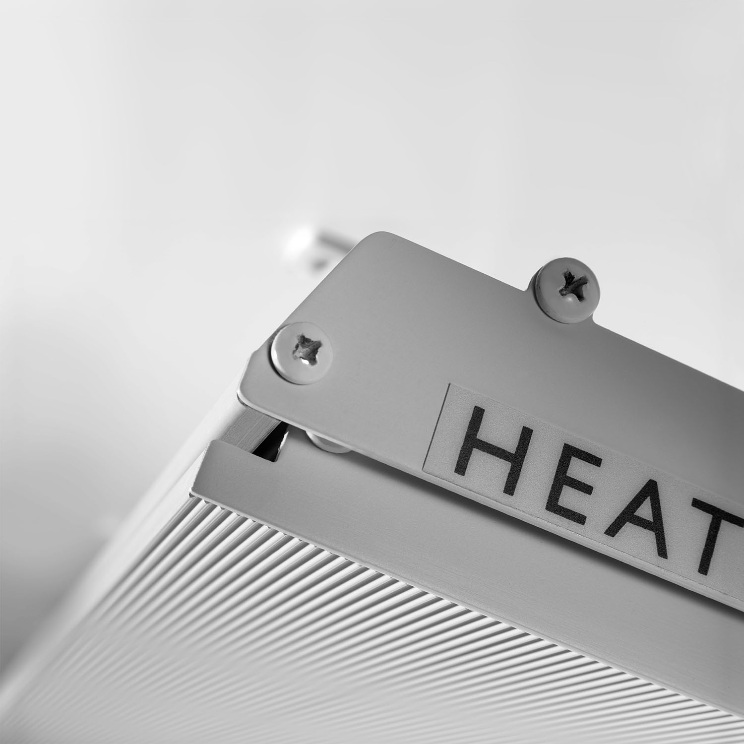HEATSTRIP Heizstrahler Elegance Indoor + Outdoor 2400 Watt HEATSTRIP Heizstrahler Elegance Indoor + Outdoor 2400 Watt