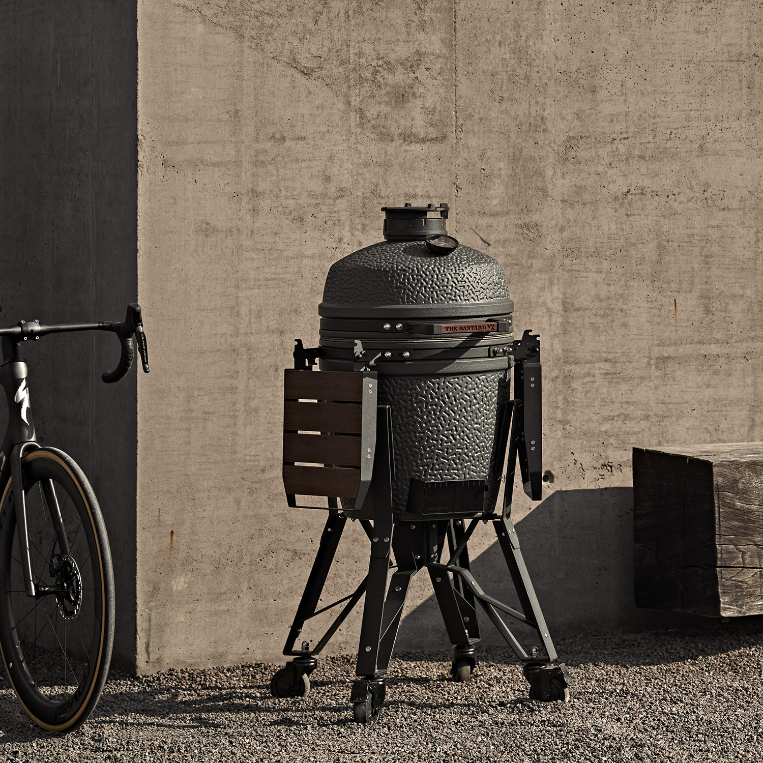 The Bastard VX Large Complete Keramikgrill The Bastard VX Large Complete Keramikgrill