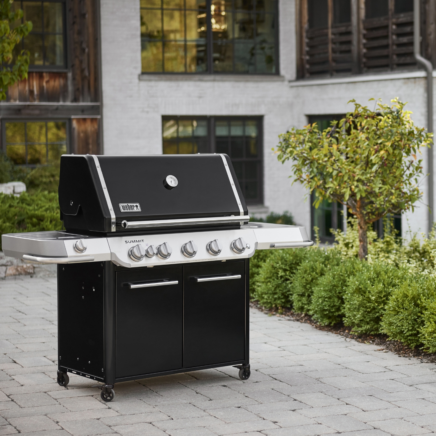 Weber Summit FS38 E Gas-Grillstation Schwarz Weber Summit FS38 E Gas-Grillstation Schwarz