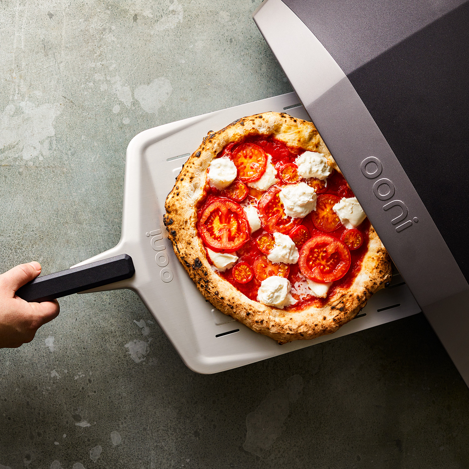 Ooni Pizzaschieber Aluminium perforiert 12" Ooni Pizzaschieber Aluminium perforiert 12"