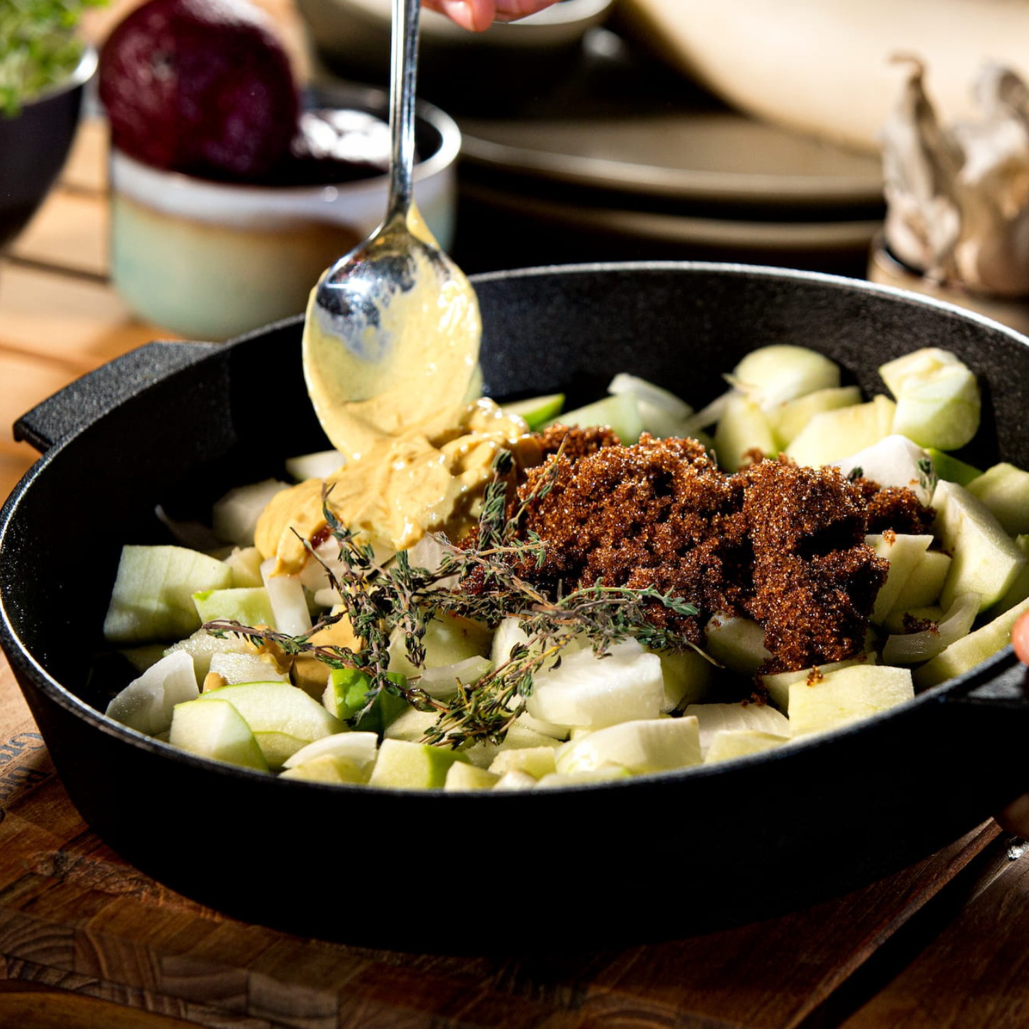 Big Green Egg Gusseisenpfanne für Medium, MiniMax und Small Big Green Egg Gusseisenpfanne für Medium, MiniMax und Small