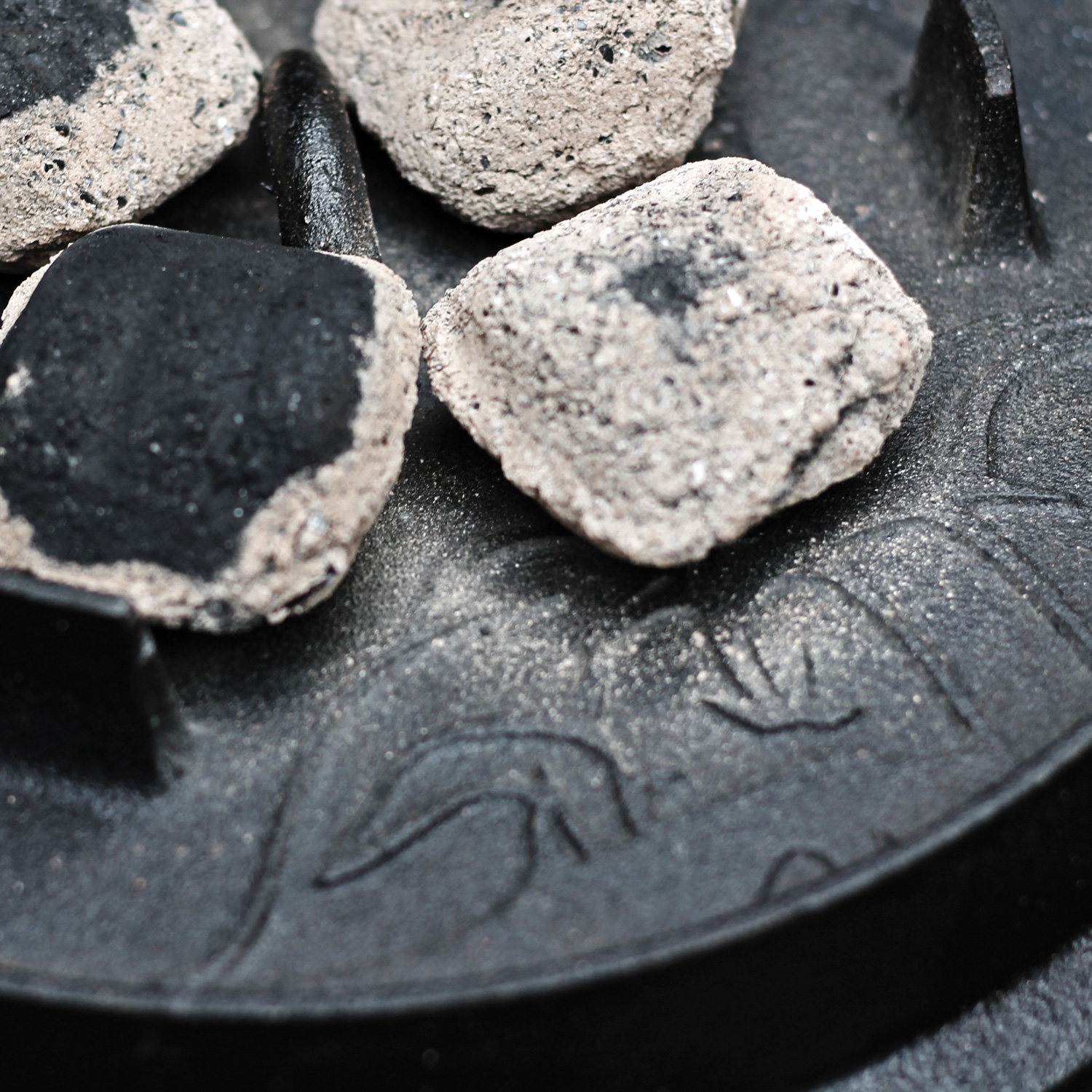 Valhal Outdoor Dutch Oven 8 l mit Füßen