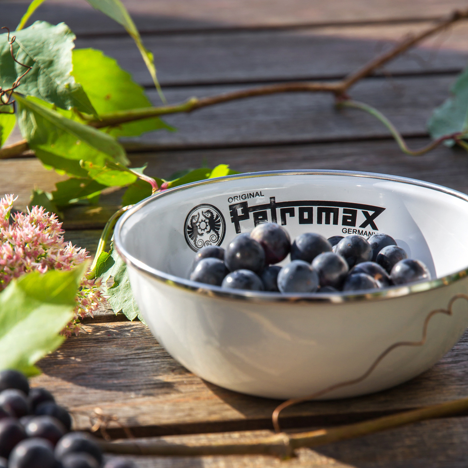 Petromax Emaille-Schalen Weiß 2er-Set 500 ml Petromax Emaille-Schalen Weiß 2er-Set 500 ml