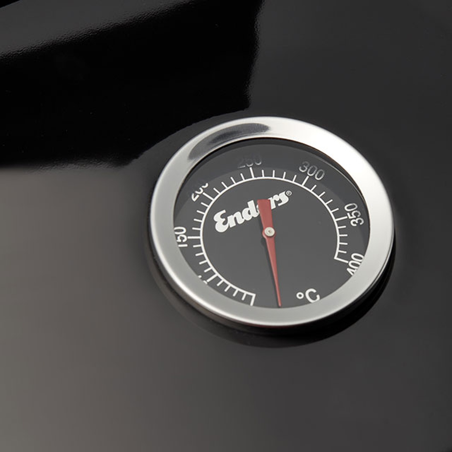 Enders Caldera Pro 47 Holzkohlegrill
