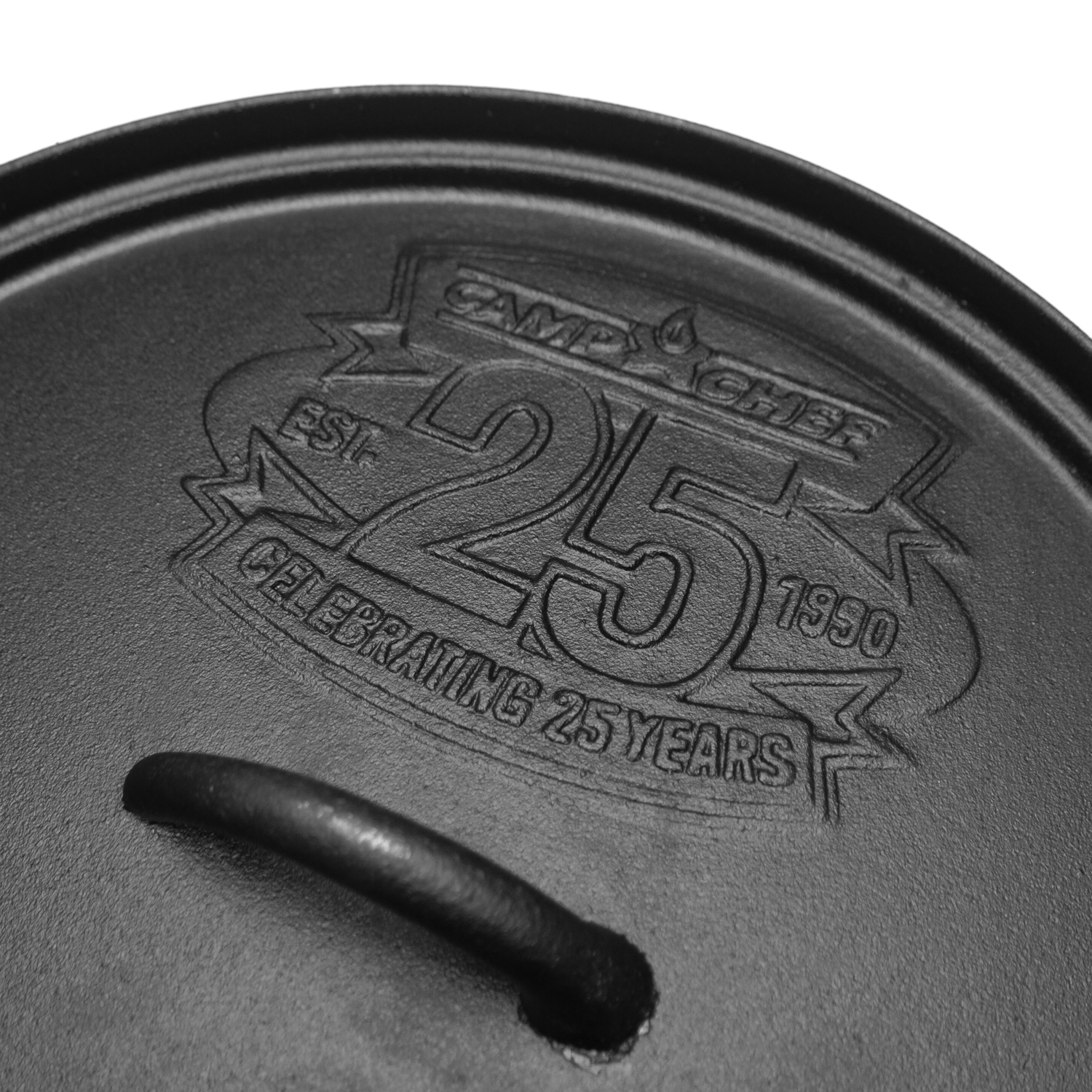 Camp Chef Classic Dutch Oven SDO-12 + Cast Iron Pfanne 30 cm + Deckel Camp Chef Classic Dutch Oven SDO-12 + Cast Iron Pfanne 30 cm + Deckel