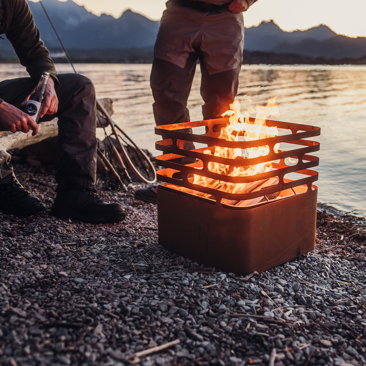 höfats CUBE Feuerkorb Cortenstahl