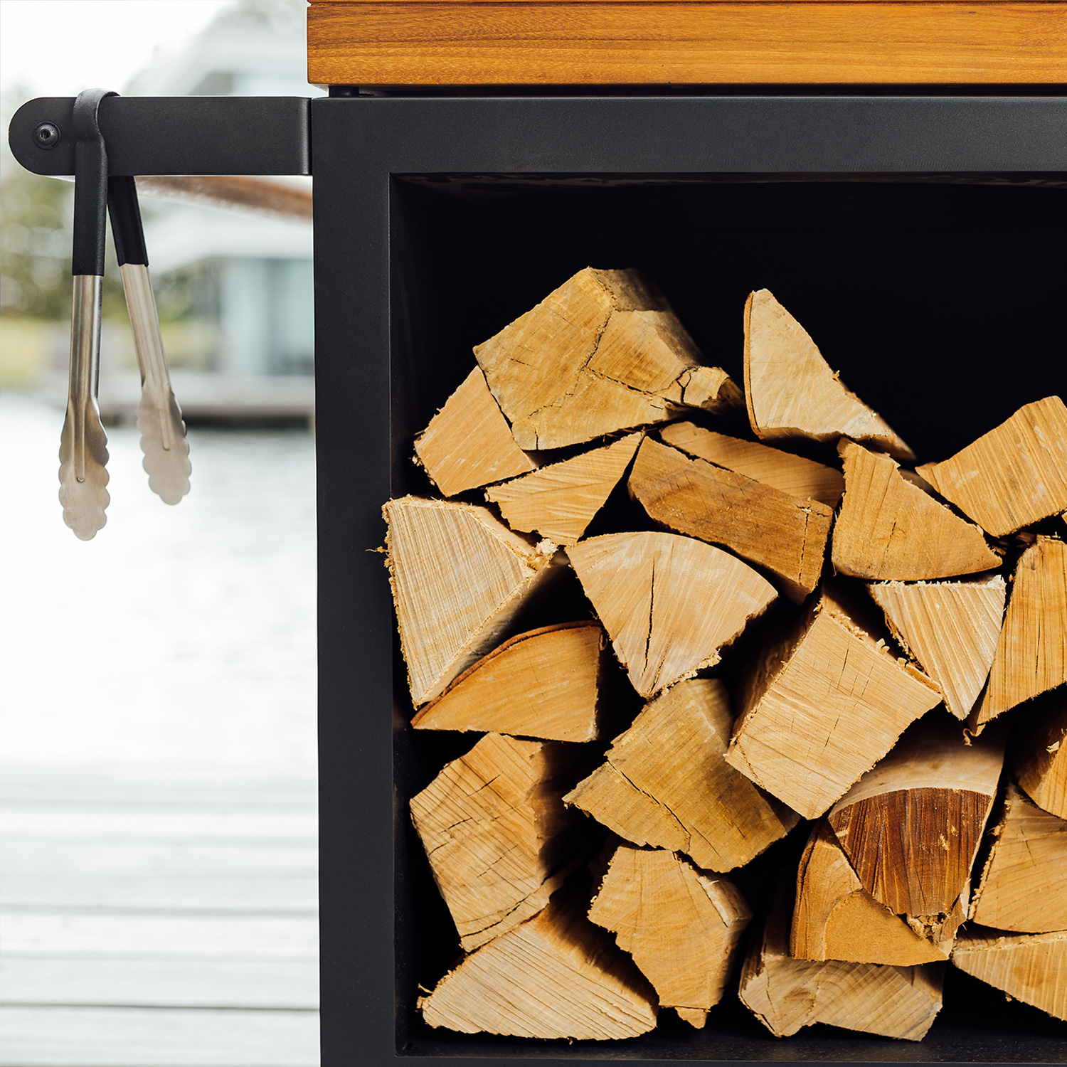 OFYR Sockel Black 65 PRO mit Arbeitsplatte Teakholz OFYR Sockel Black 65 PRO mit Arbeitsplatte Teakholz