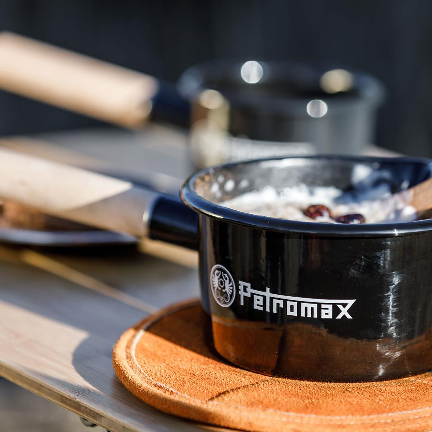 Petromax Emaille-Stieltopf Schwarz 1 Liter Petromax Emaille-Stieltopf Schwarz 1 Liter