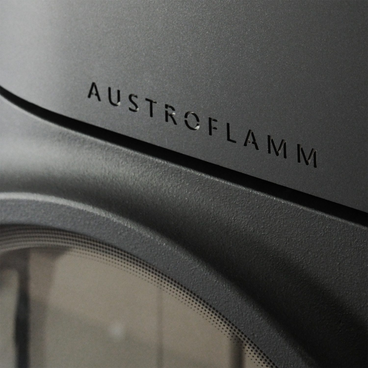 Austroflamm Clou Duo Kombi-Kaminofen Stahl Gussgrau Austroflamm Clou Duo Kombi-Kaminofen Stahl Gussgrau