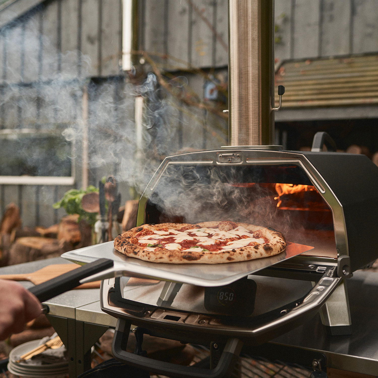 Ooni Karu 2 Pro Holz-Pizzaofen