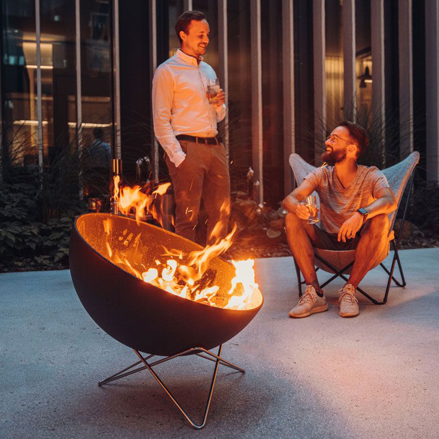 höfats BOWL 70 Feuerschale mit Sternfuß