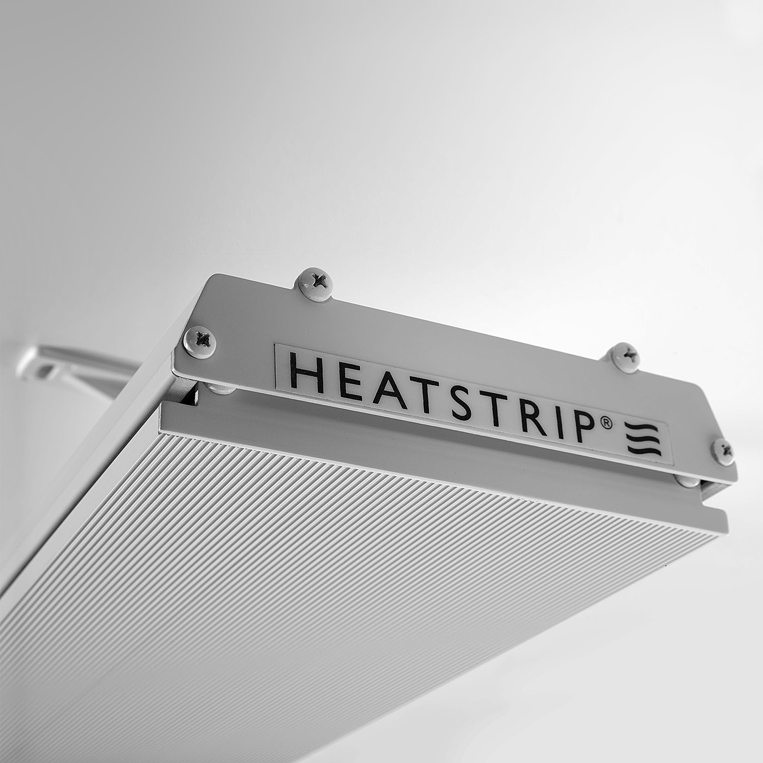HEATSTRIP Heizstrahler Elegance Indoor + Outdoor 2400 Watt HEATSTRIP Heizstrahler Elegance Indoor + Outdoor 2400 Watt