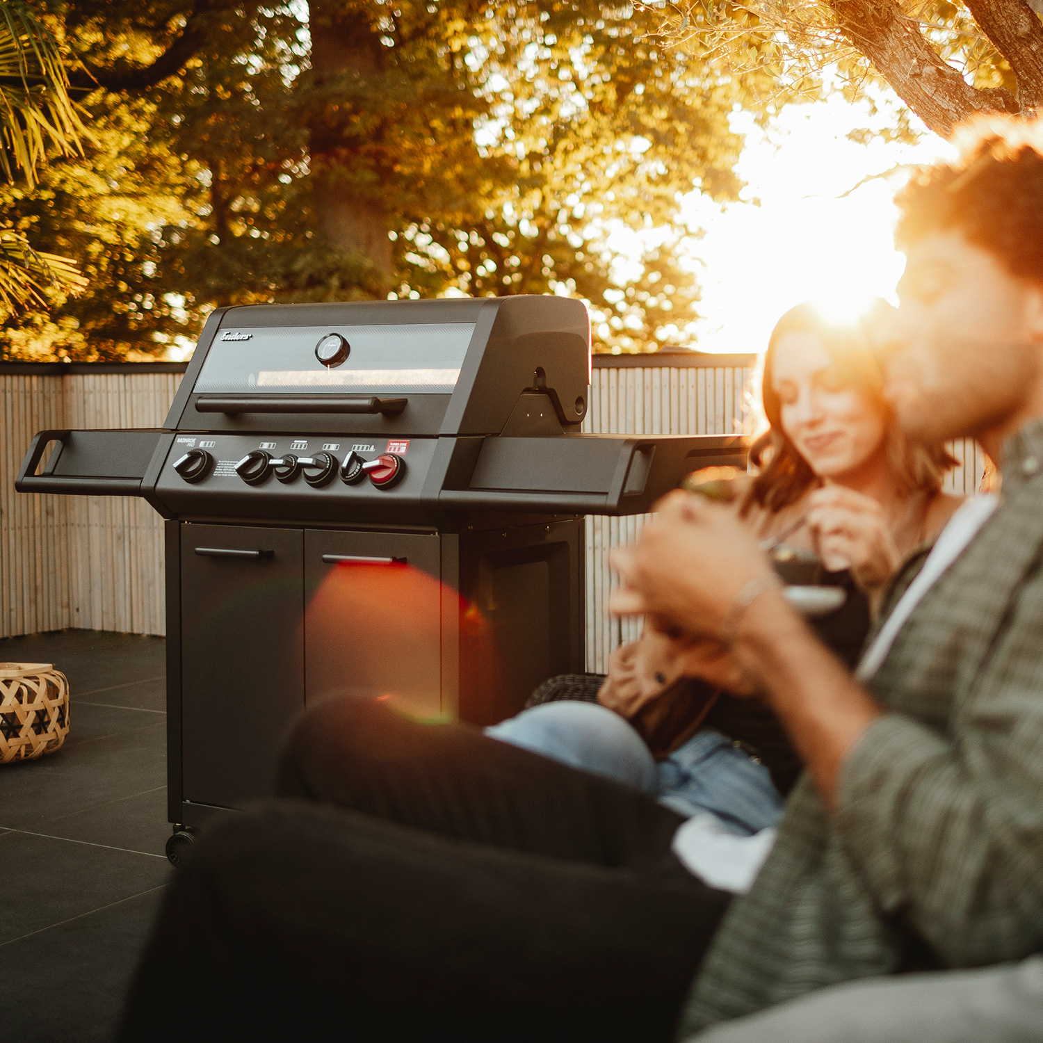 Enders Monroe Pro 4 SIK Turbo Shadow Gasgrillstation
