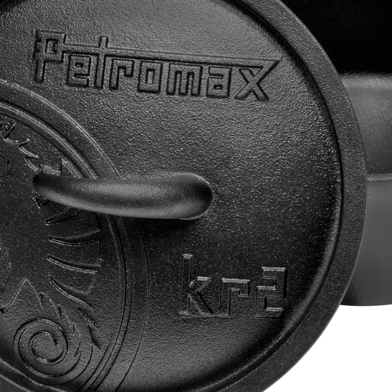 Petromax kr2 Gusseiserne Kasserolle mit Deckel 2 Liter