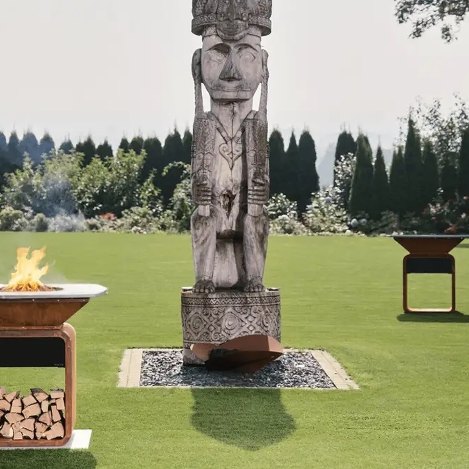 Moesta One Fireplace Corten mit Lavastein Grillplatte