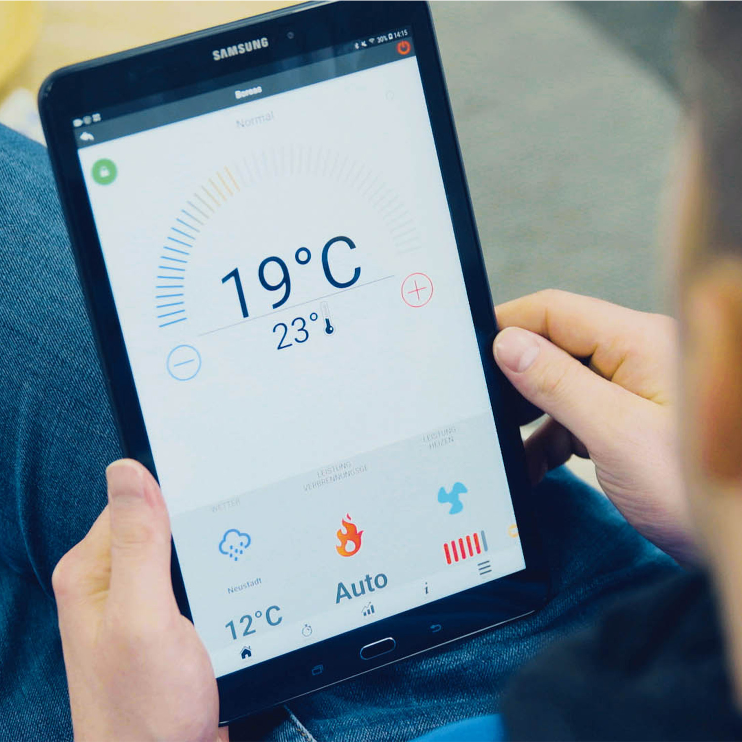 Justus smartCon-WiFi-Modul App für Pelletöfen Justus smartCon-WiFi-Modul App für Pelletöfen