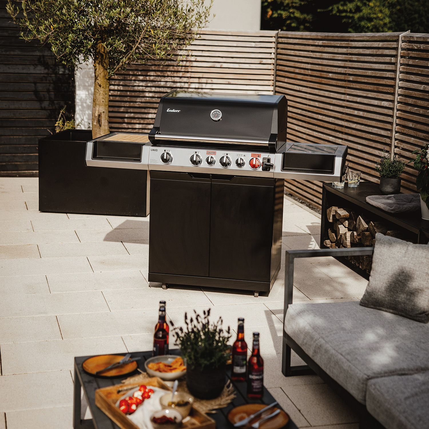 Enders Uniq 4 IK Cruster Gasgrillstation